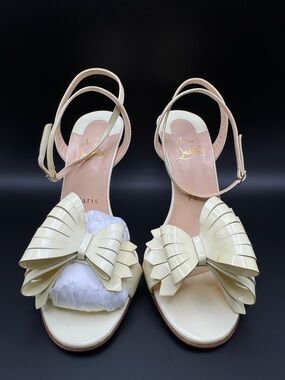 Christian Louboutin Miss Valois Bow Slingback Sandal Heels Patent Ivory Size 38